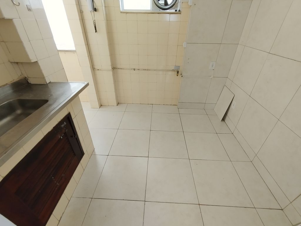 Imagens do imóveis Apartamento de Sala dois Quartos, área de serviços, em centro Rio de Janeiro