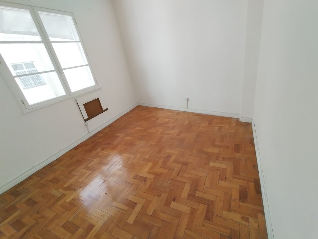 Imagens do imóveis Apartamento de Sala dois Quartos, área de serviços, em centro Rio de Janeiro