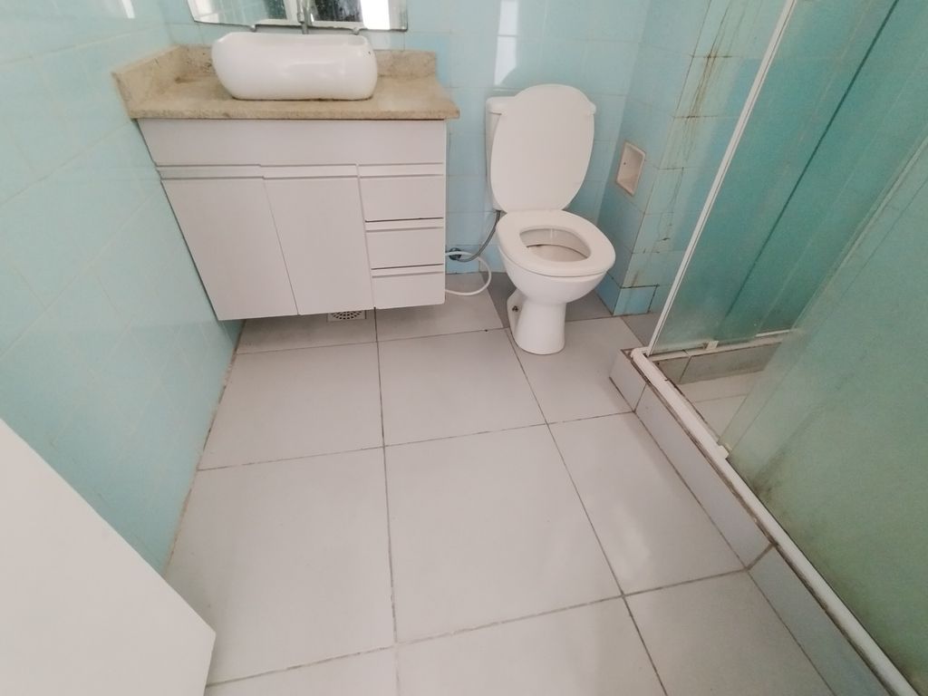 Imagens do imóveis Apartamento de Sala dois Quartos, área de serviços, em centro Rio de Janeiro