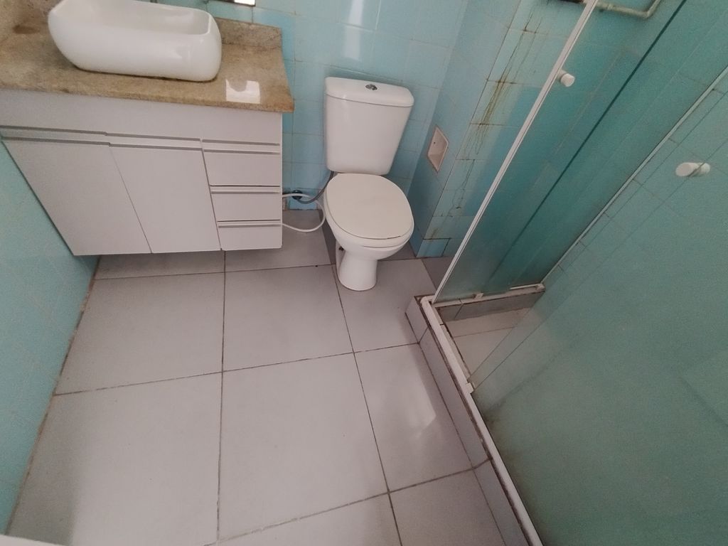 Imagens do imóveis Apartamento de Sala dois Quartos, área de serviços, em centro Rio de Janeiro