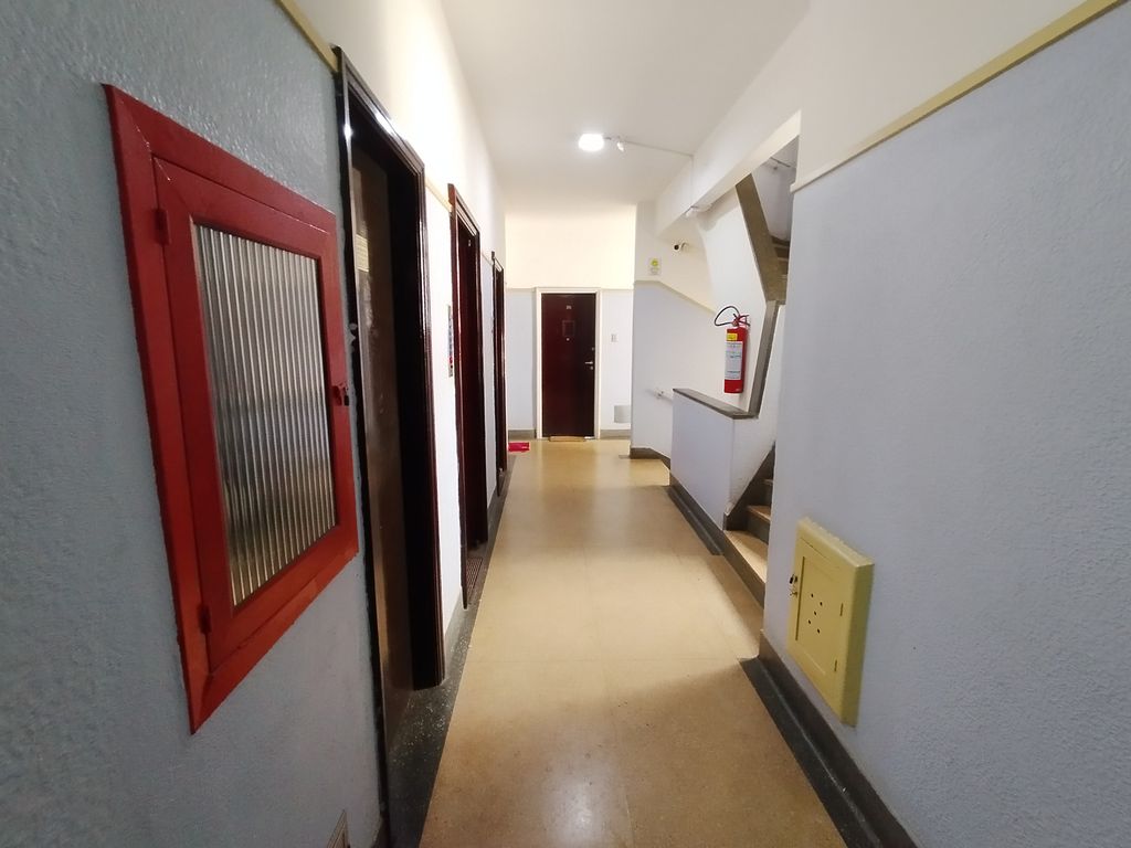 Imagens do imóveis Apartamento de Sala dois Quartos, área de serviços, em centro Rio de Janeiro
