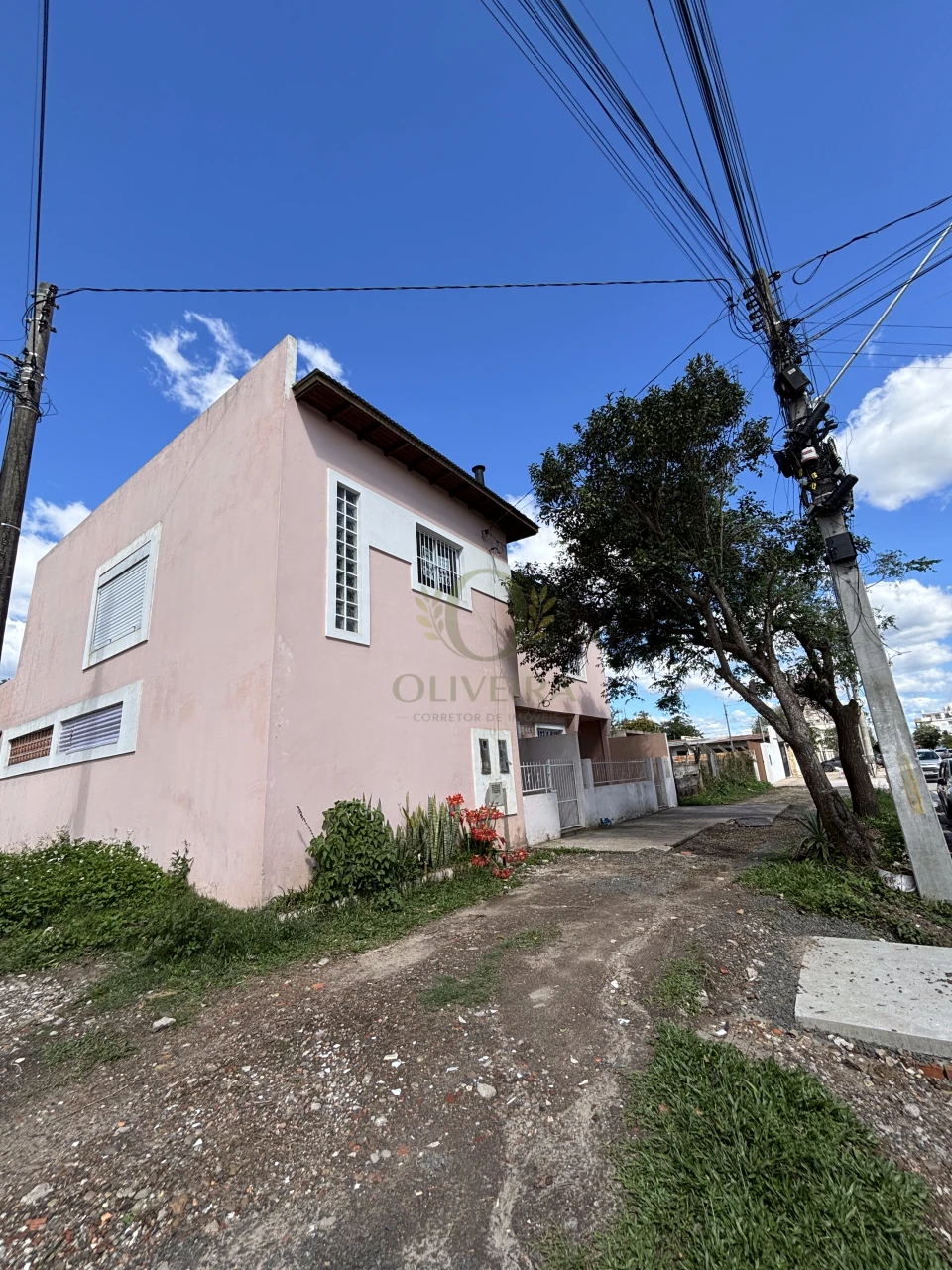 APARTAMENTO 4 DORMITÓRIOS