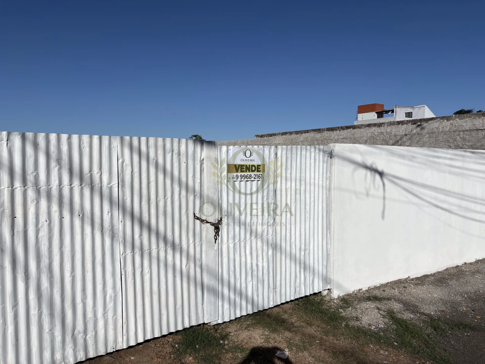 Imagens do imóveis Terreno amplo