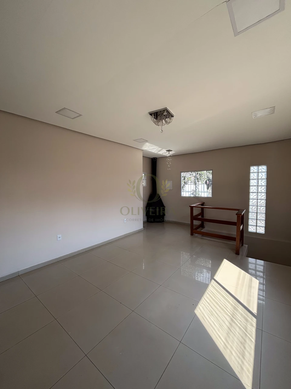 APARTAMENTO 4 DORMITÓRIOS