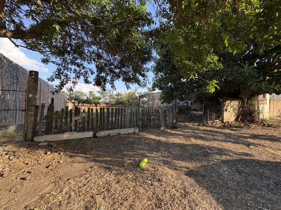 Terreno 28x44