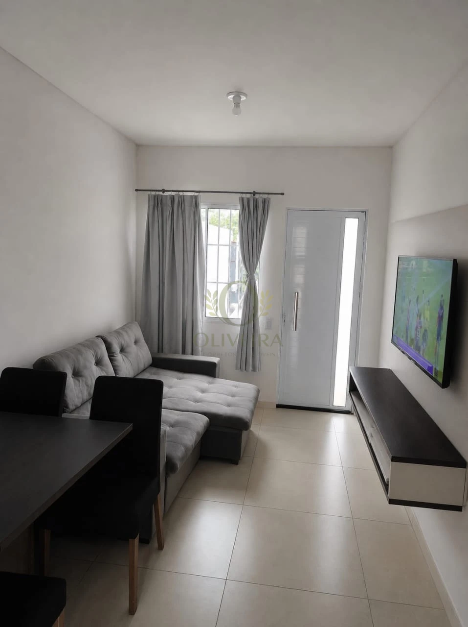 Casa Três Dormitórios