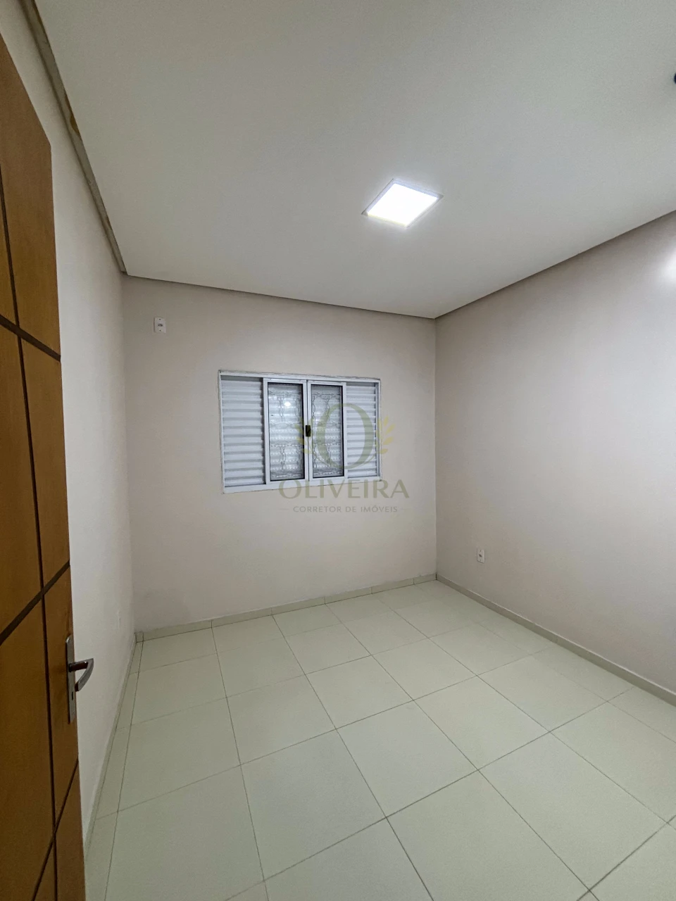 APARTAMENTO 4 DORMITÓRIOS