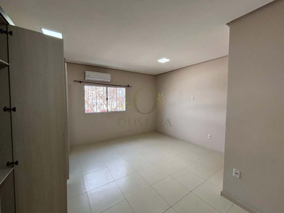 APARTAMENTO 4 DORMITÓRIOS