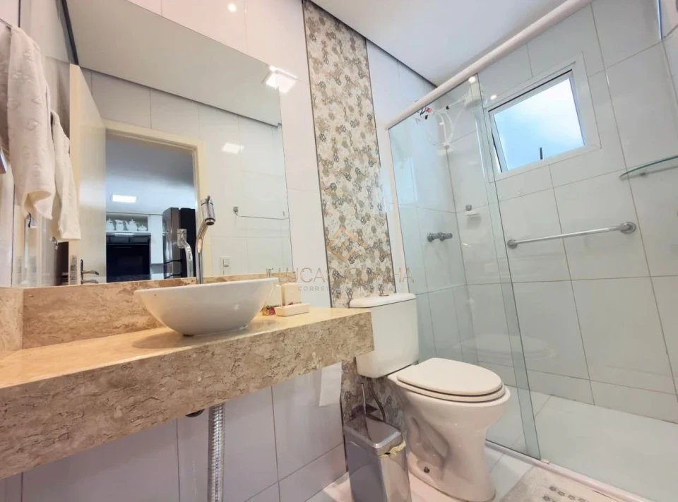 Imagens do imóveis SOBRADO MOBILIADO