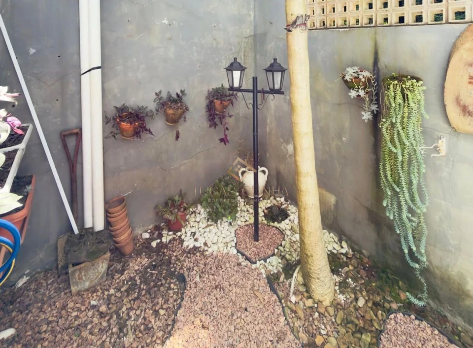 Imagens do imóveis SOBRADO MOBILIADO