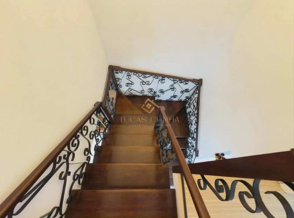 Imagens do imóveis SOBRADO MOBILIADO