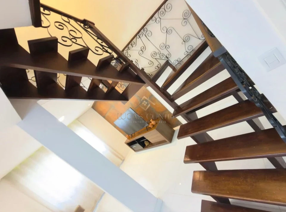 Imagens do imóveis SOBRADO MOBILIADO