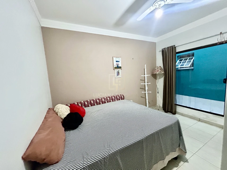 Vende Casa Jd. Santa Alice