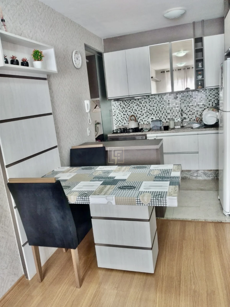 Vila das Acacias vende