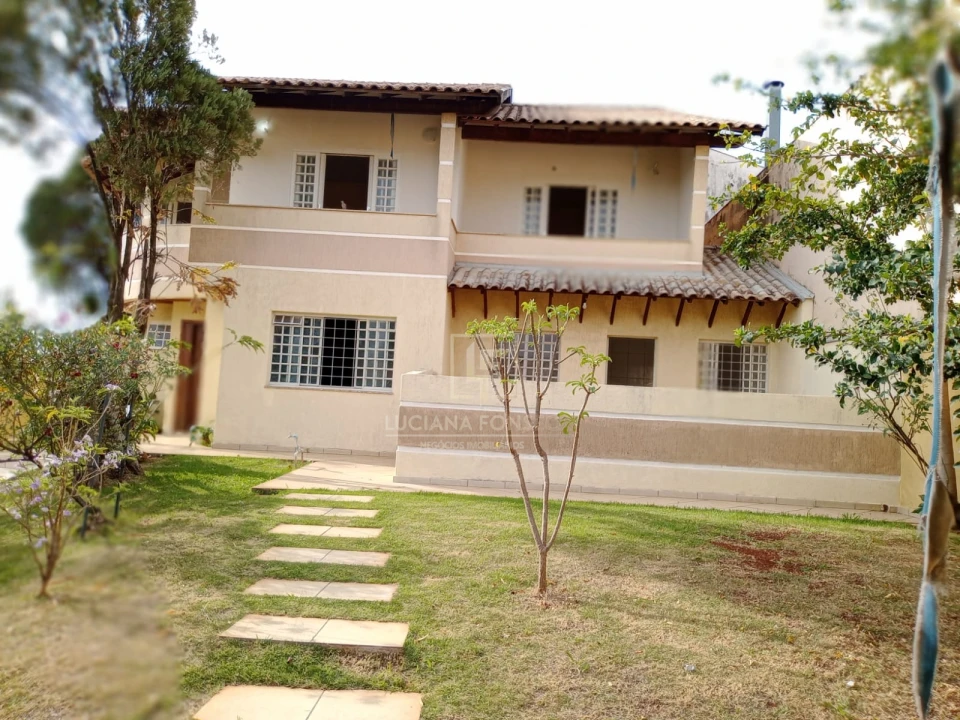 Imagens do imóveis Casa proximo à Av. Maringá