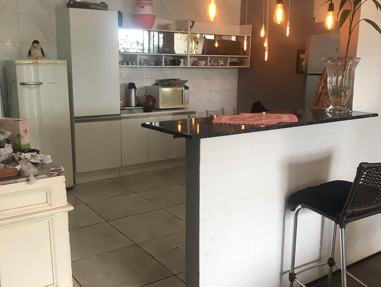 Imagens do imóveis CASA ASSOBRADADA