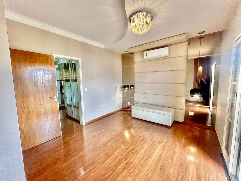 Imagens do imóveis Casa Em Condomínio Á Venda Village Pinheiros Londrina