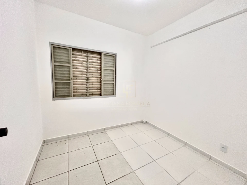 Imagens do imóveis Casa Comercial próximo à Avenida Inglaterra