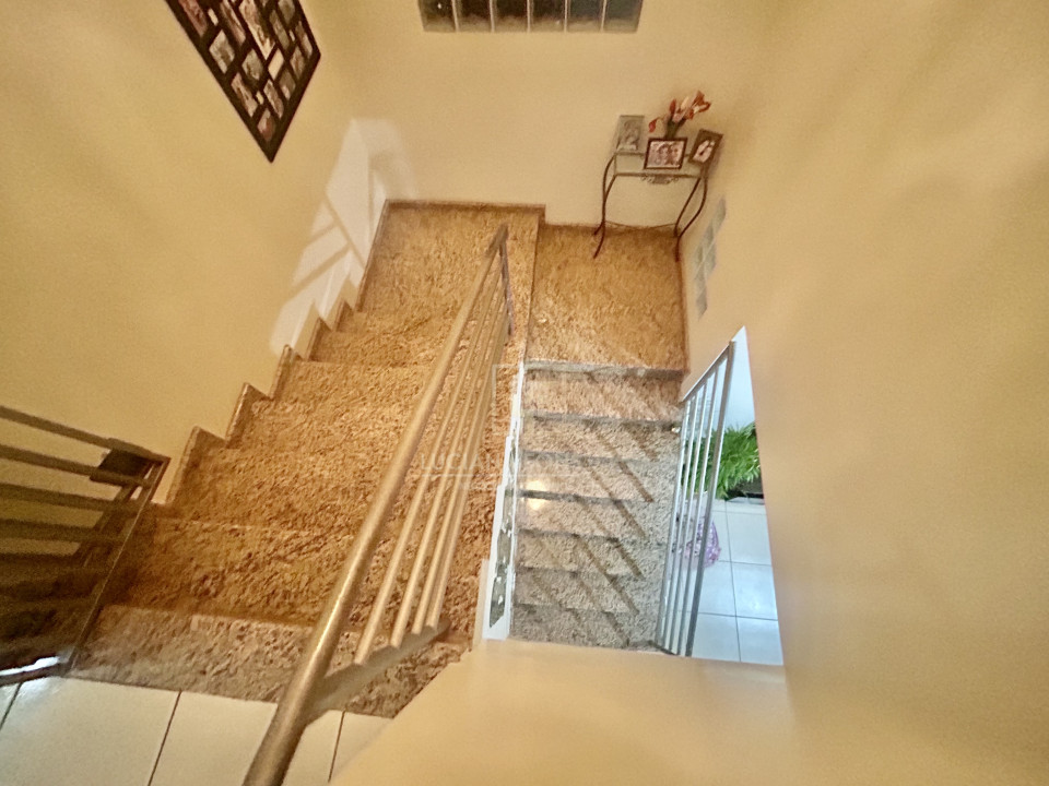 Imagens do imóveis Casa Geminada Á Venda Jardim Burle Marx Londrina