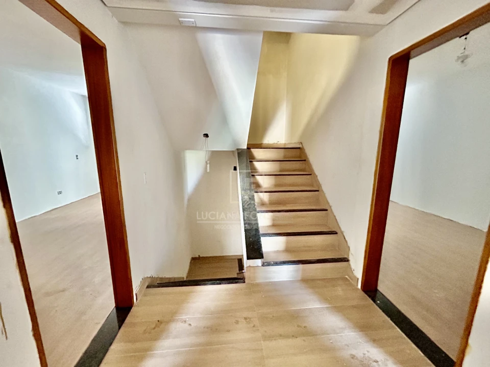 Imagens do imóveis Sobrado 3 andares Venda Jd. Burle Marxs