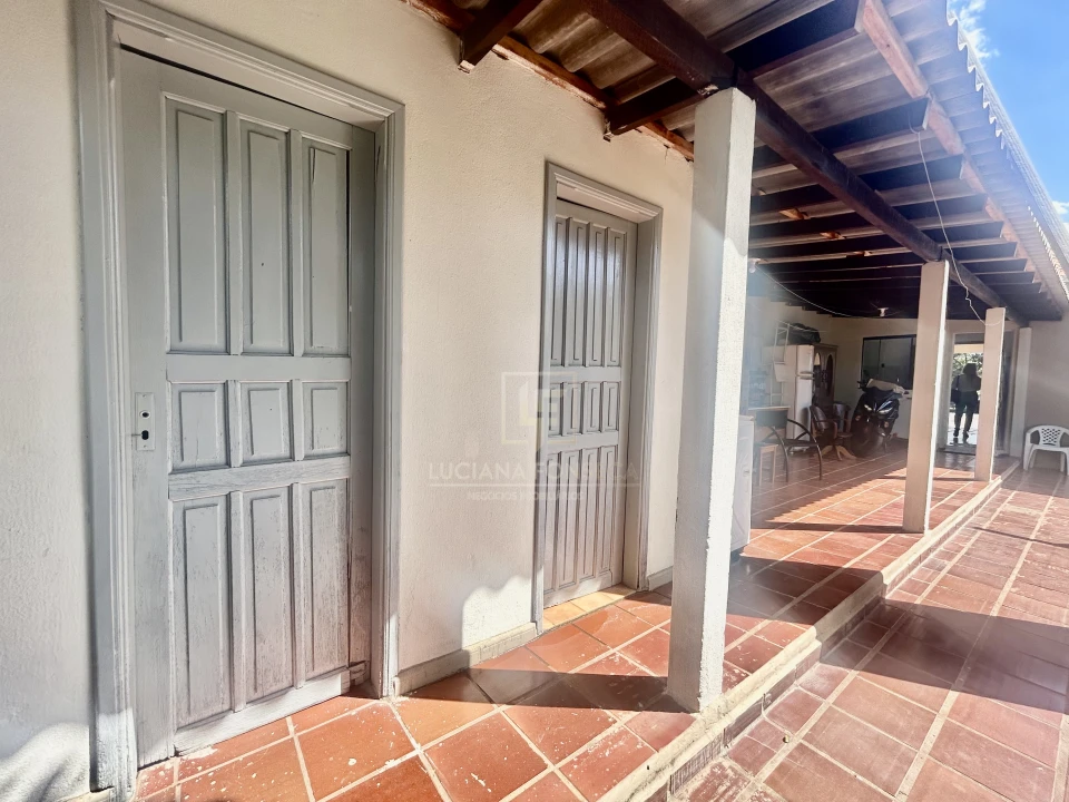 Imagens do imóveis casa Jd Bandeirantes à Venda