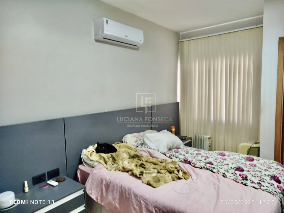 Imagens do imóveis Casa próximo ao Catuai com piscina