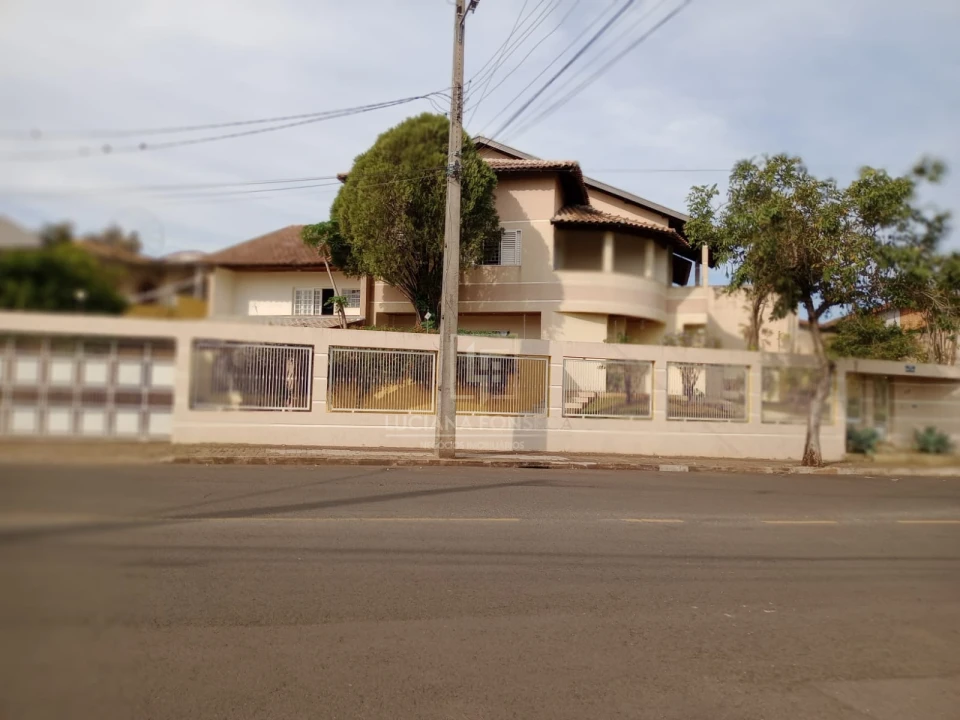 Imagens do imóveis Casa proximo à Av. Maringá