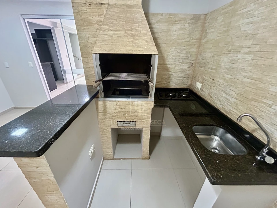 Sobrado Condominio Vila hipica Londrina vende