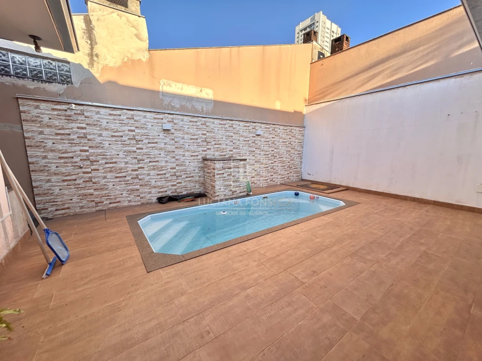 Imagens do imóveis Casa Com Piscina, Churrasqueira Locação