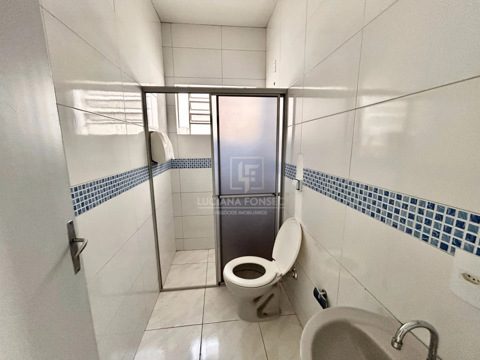 Imagens do imóveis Casa Comercial próximo à Avenida Inglaterra