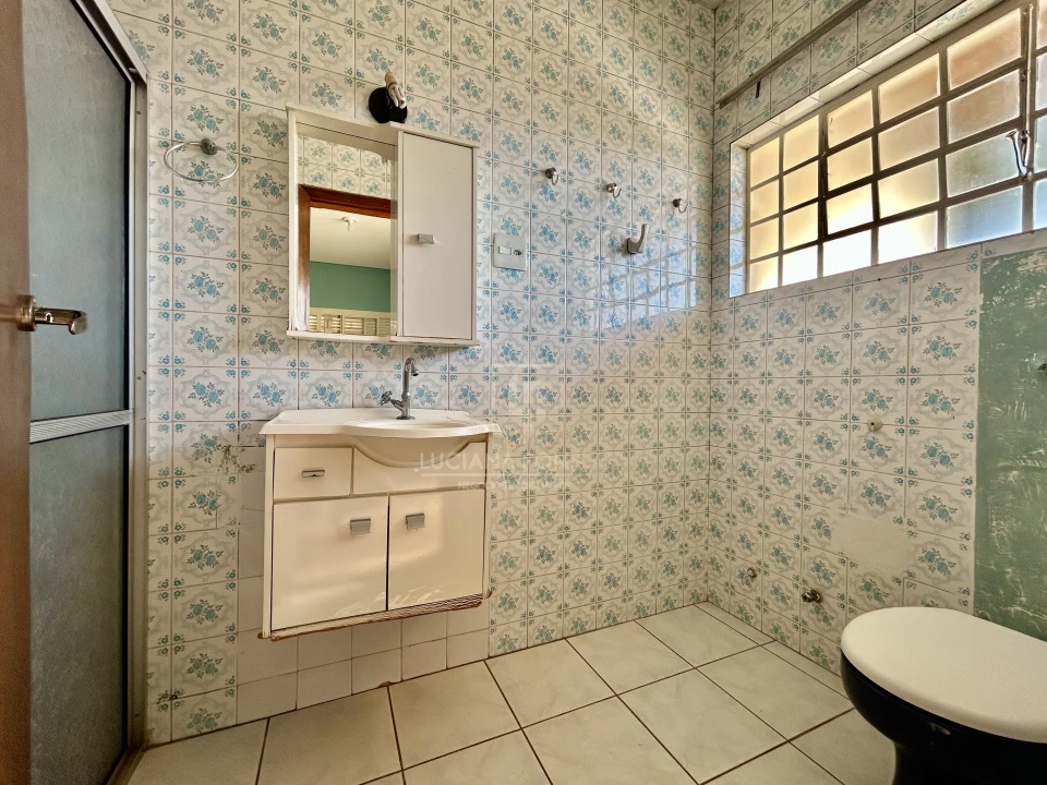 Imagens do imóveis Casa proximo à Av. Maringá