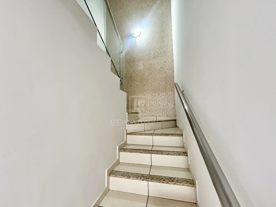 Sobrado Condominio Vila hipica Londrina vende