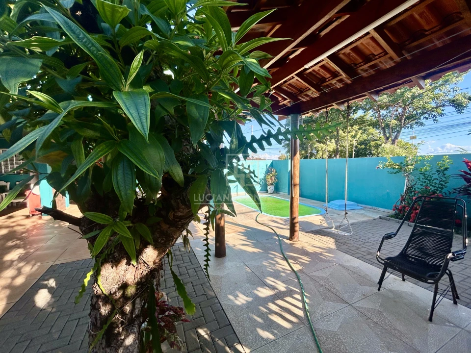 Vende Casa Jd. Santa Alice