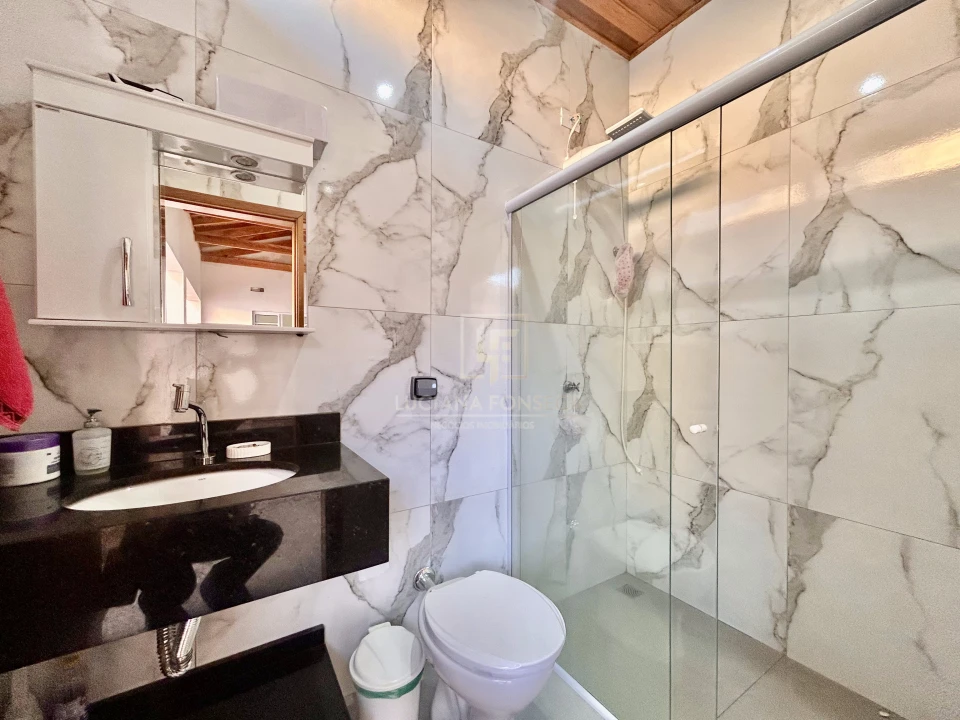Imagens do imóveis Casa Com Piscina, Churrasqueira Locação