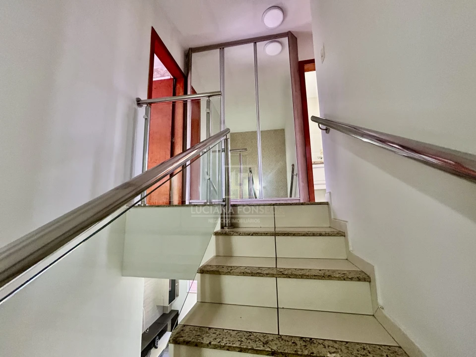 Sobrado Condominio Vila hipica Londrina vende