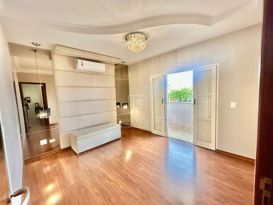 Imagens do imóveis Casa Em Condomínio Á Venda Village Pinheiros Londrina