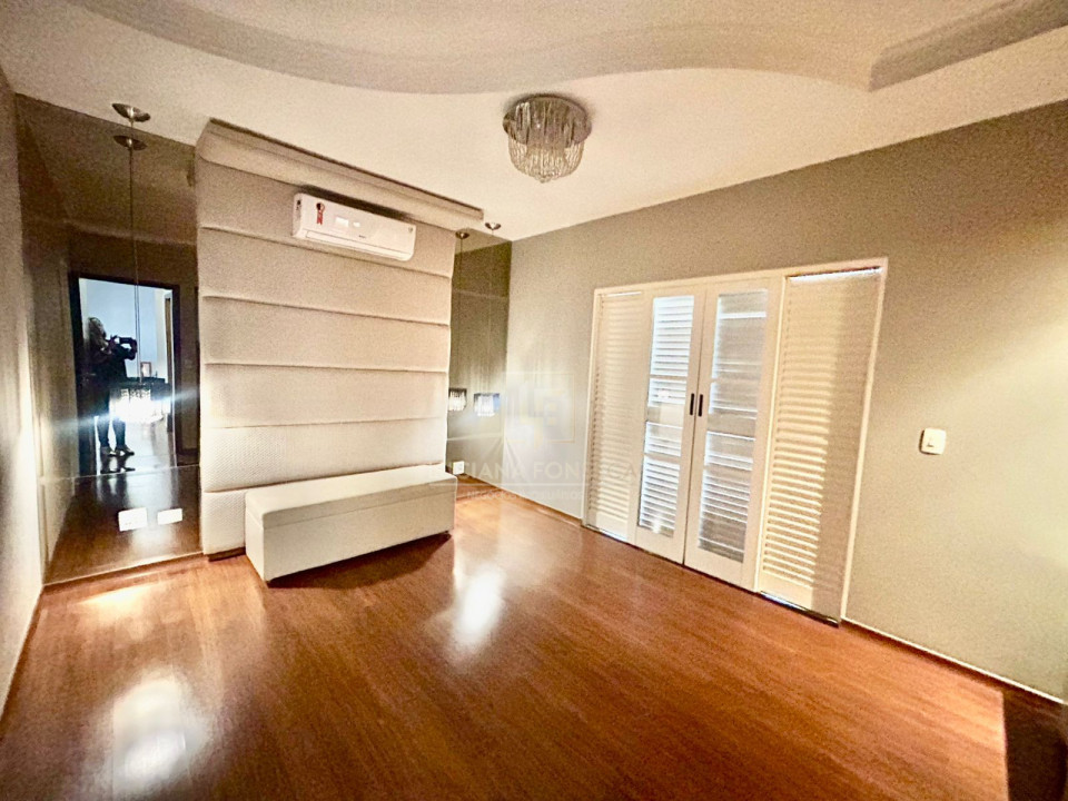 Imagens do imóveis Casa Em Condomínio Á Venda Village Pinheiros Londrina
