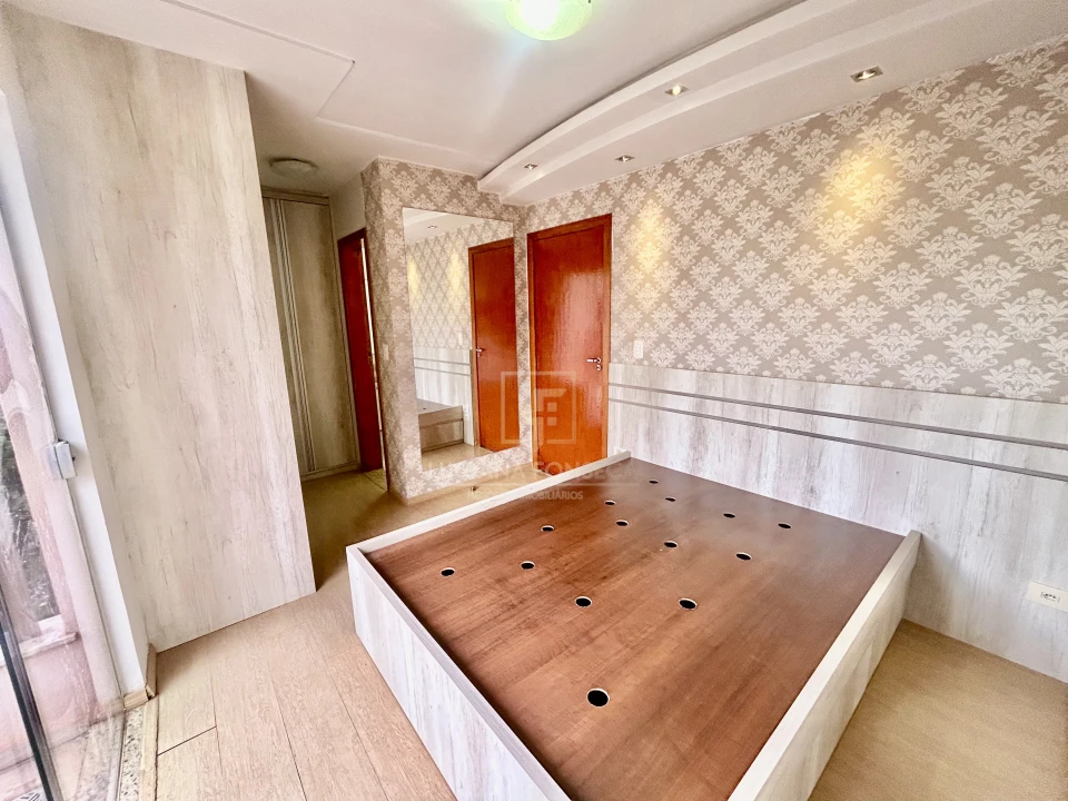 Sobrado Condominio Vila hipica Londrina vende