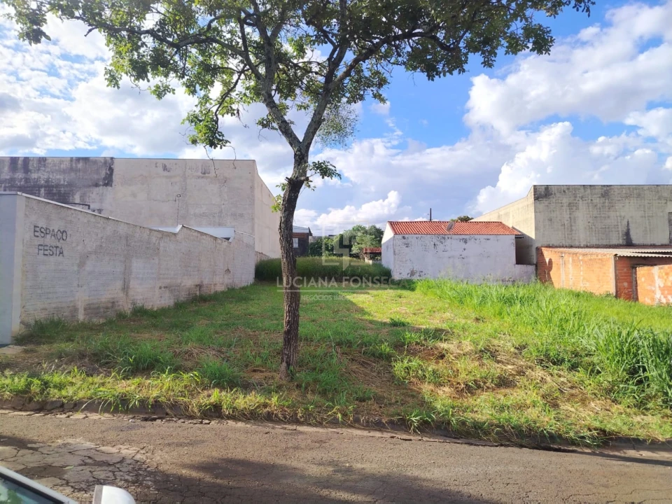 Imagens do imóveis TERRENO JARDIM MARISSOL VENDA