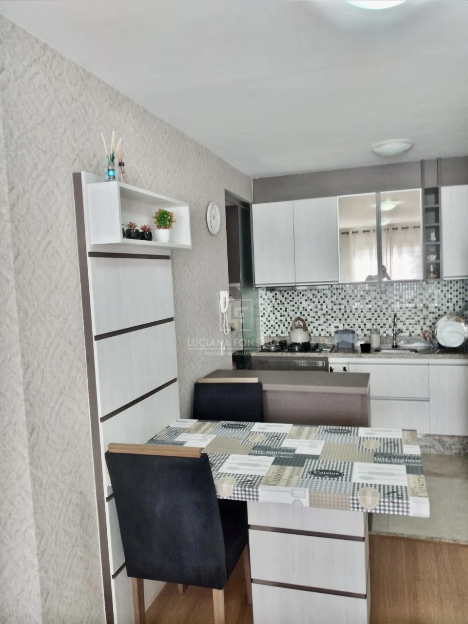 Vila das Acacias vende