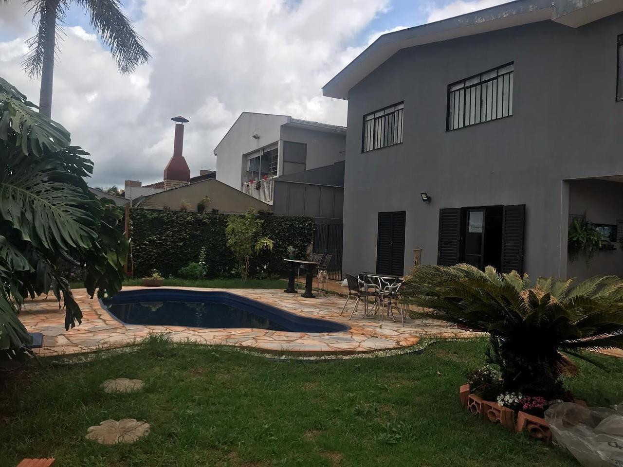 Imagens do imóveis CASA ASSOBRADADA