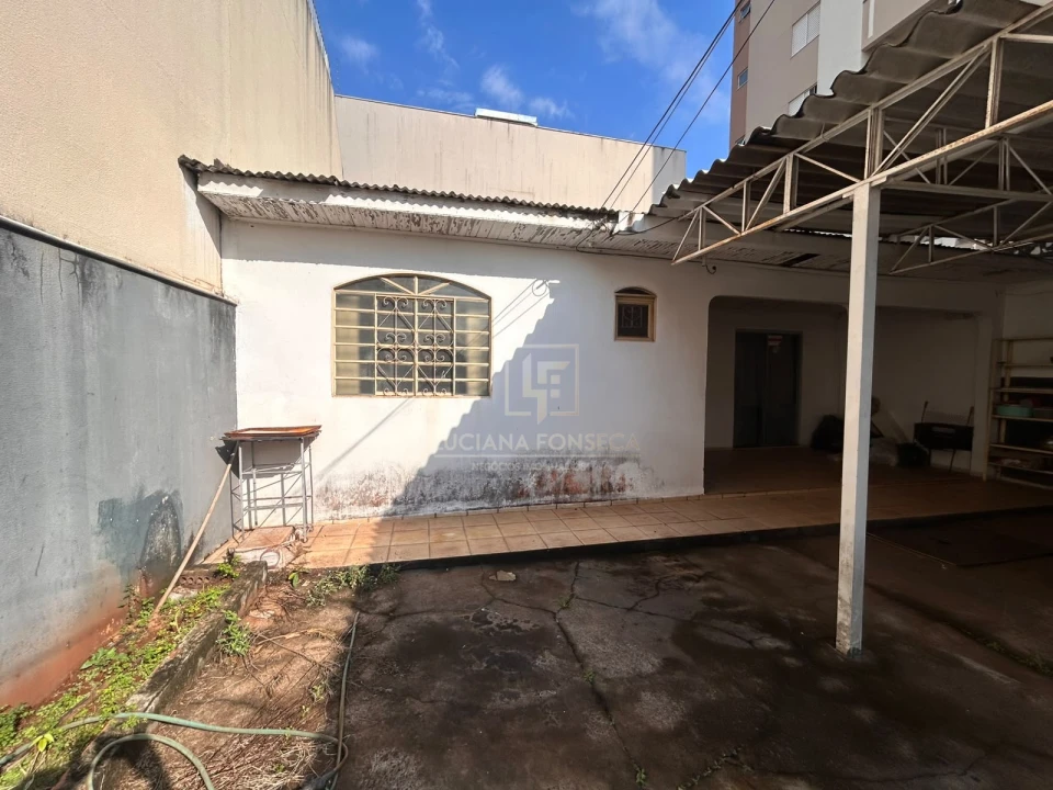 Imagens do imóveis TERRENO A VENDA ACEITA VEICULO ATE 30% VALOR