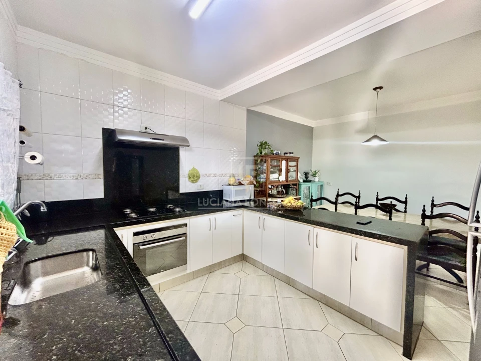 Vende Casa Jd. Santa Alice