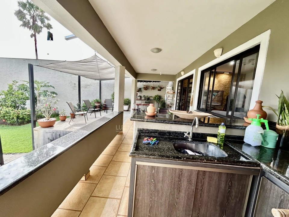 Casa à venda Jd. Itatiaia