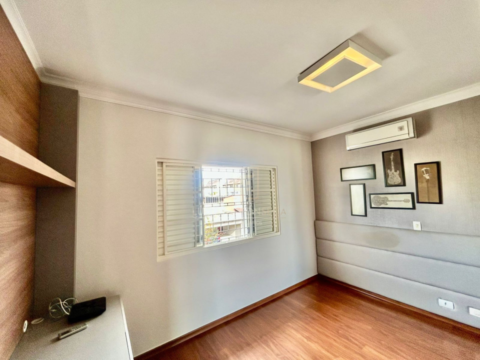 Imagens do imóveis Casa Em Condomínio Á Venda Village Pinheiros Londrina