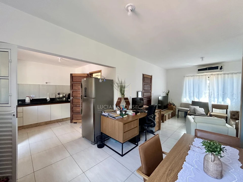 Imagens do imóveis casa Jd Bandeirantes à Venda