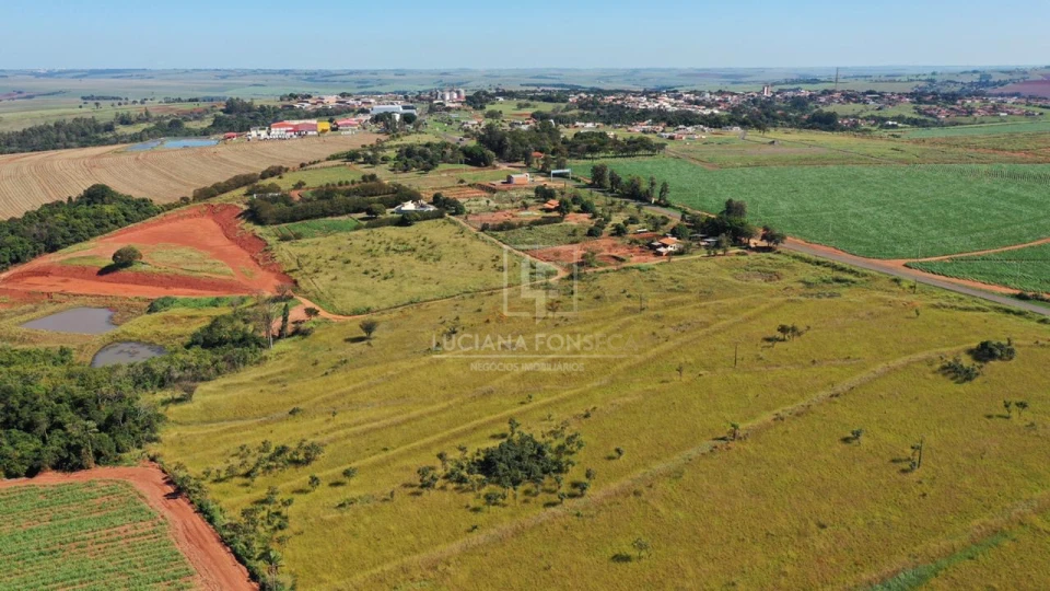 Imagens do imóveis Area Industrial a Venda em Jaguapitã