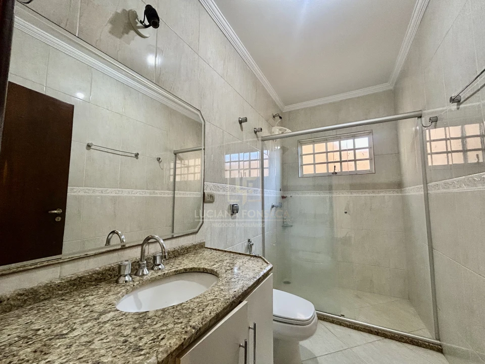 Imagens do imóveis Casa proximo à Av. Maringá