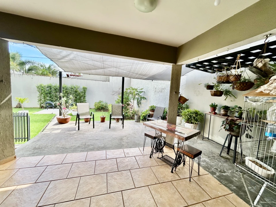 Casa à venda Jd. Itatiaia