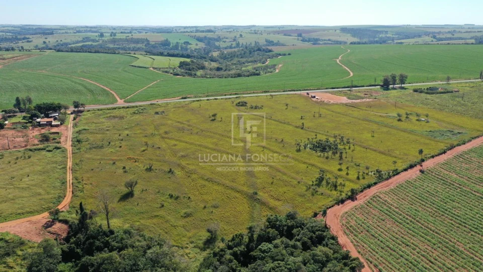 Imagens do imóveis Area Industrial a Venda em Jaguapitã